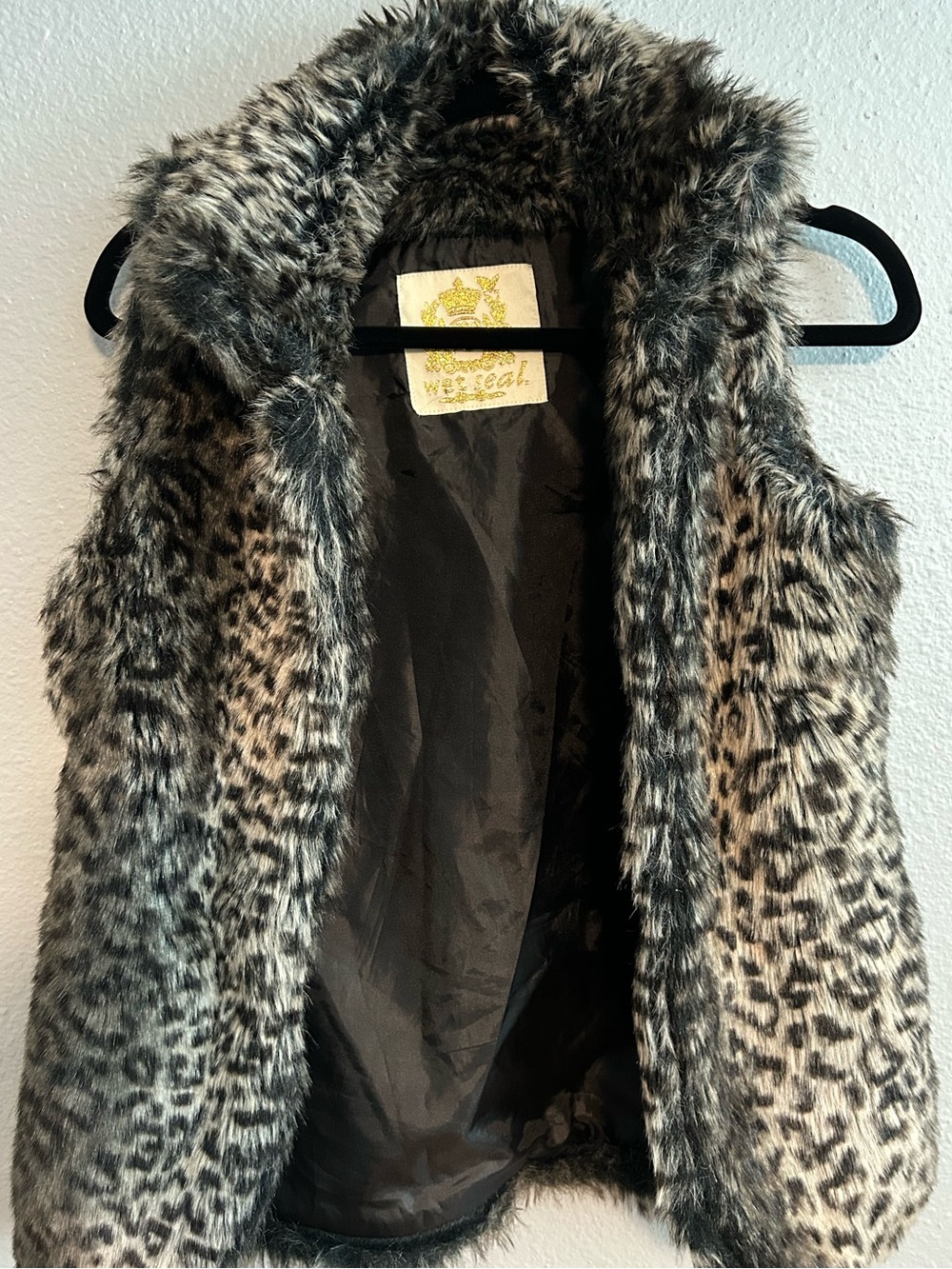 VINTAGE Wet Seal Leopard Faux Fur Vest in Gray and Taupe
